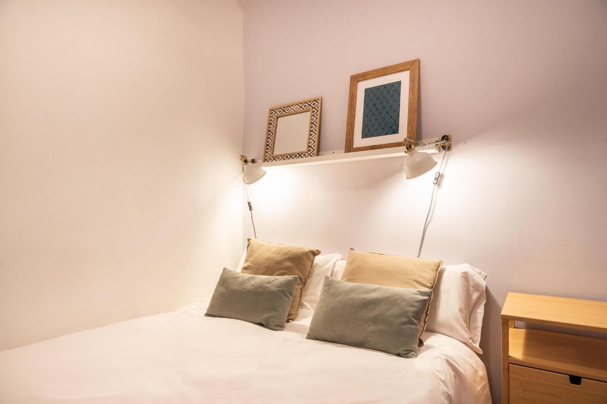 Spacious & Sunny Apt With Terrace In The City Center Barcelona Exterior foto