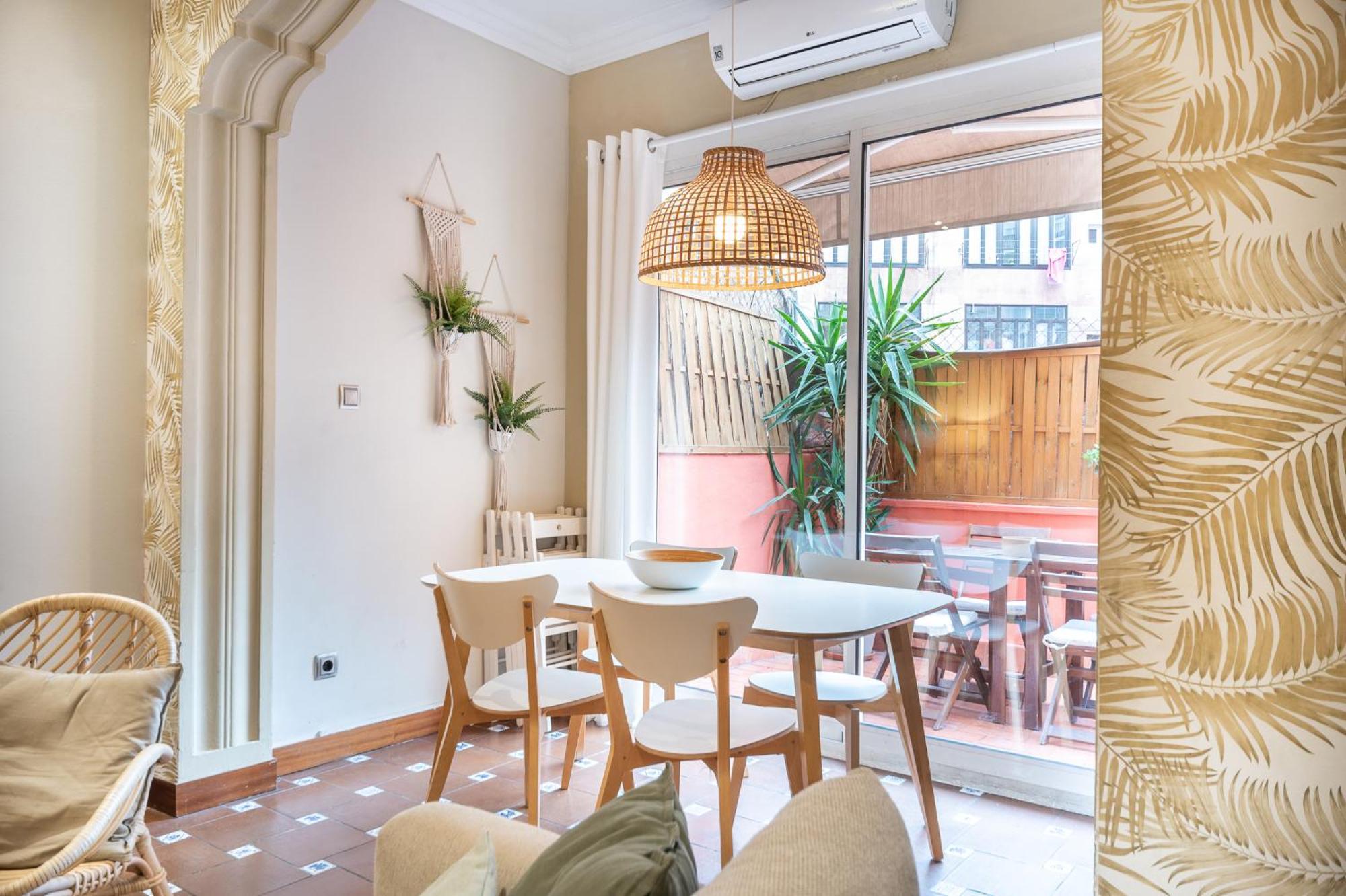 Spacious & Sunny Apt With Terrace In The City Center Barcelona Exterior foto